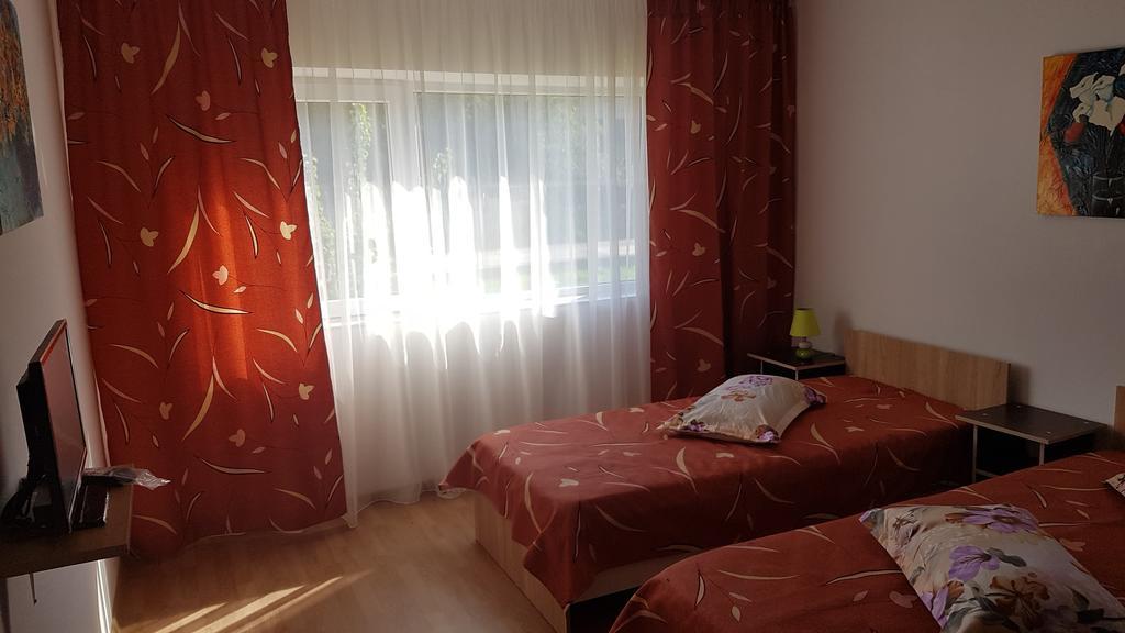 Casa Rustica Apart & Rooms Cimpineanca Exterior photo
